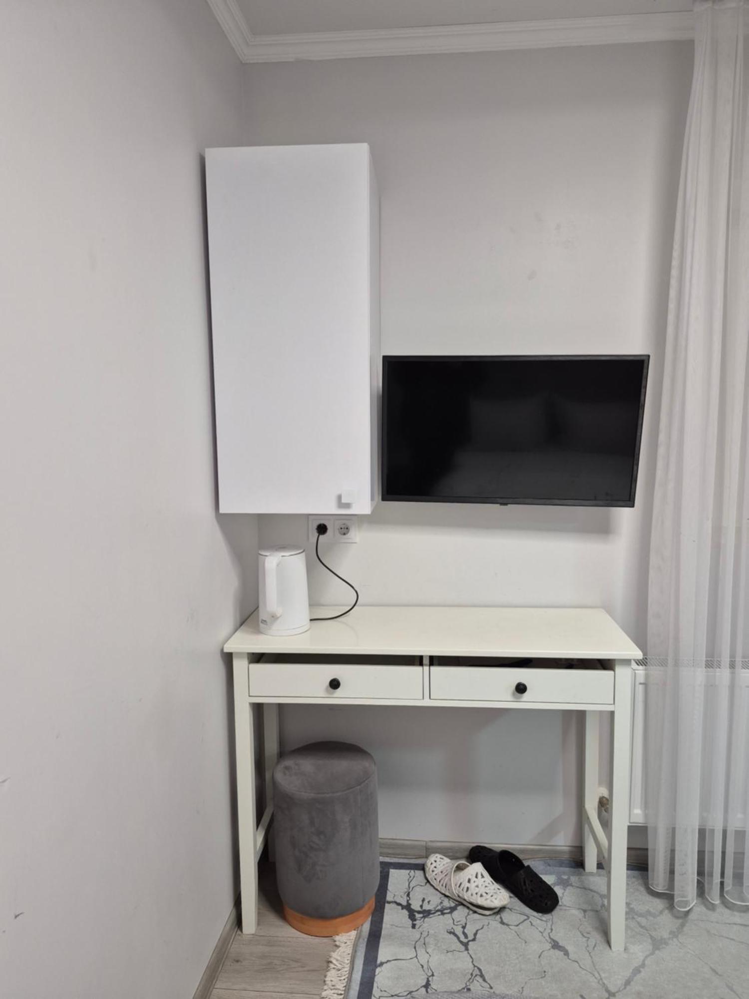 Budget Private Room Chisinau Ngoại thất bức ảnh